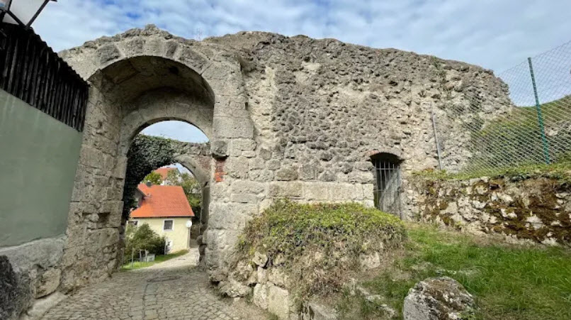 Burgruine Laaber, Germany